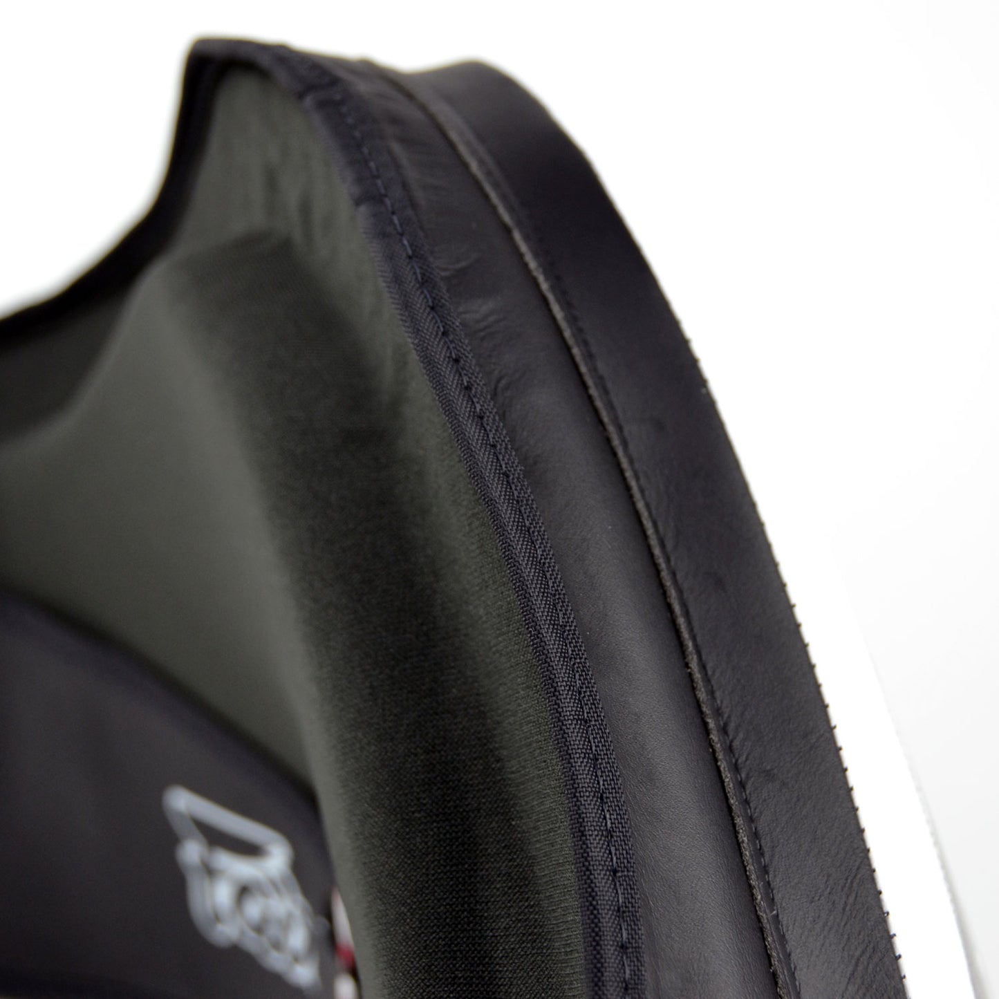 bpv3-fairtex-microfiber-belly-pad-black-white-4