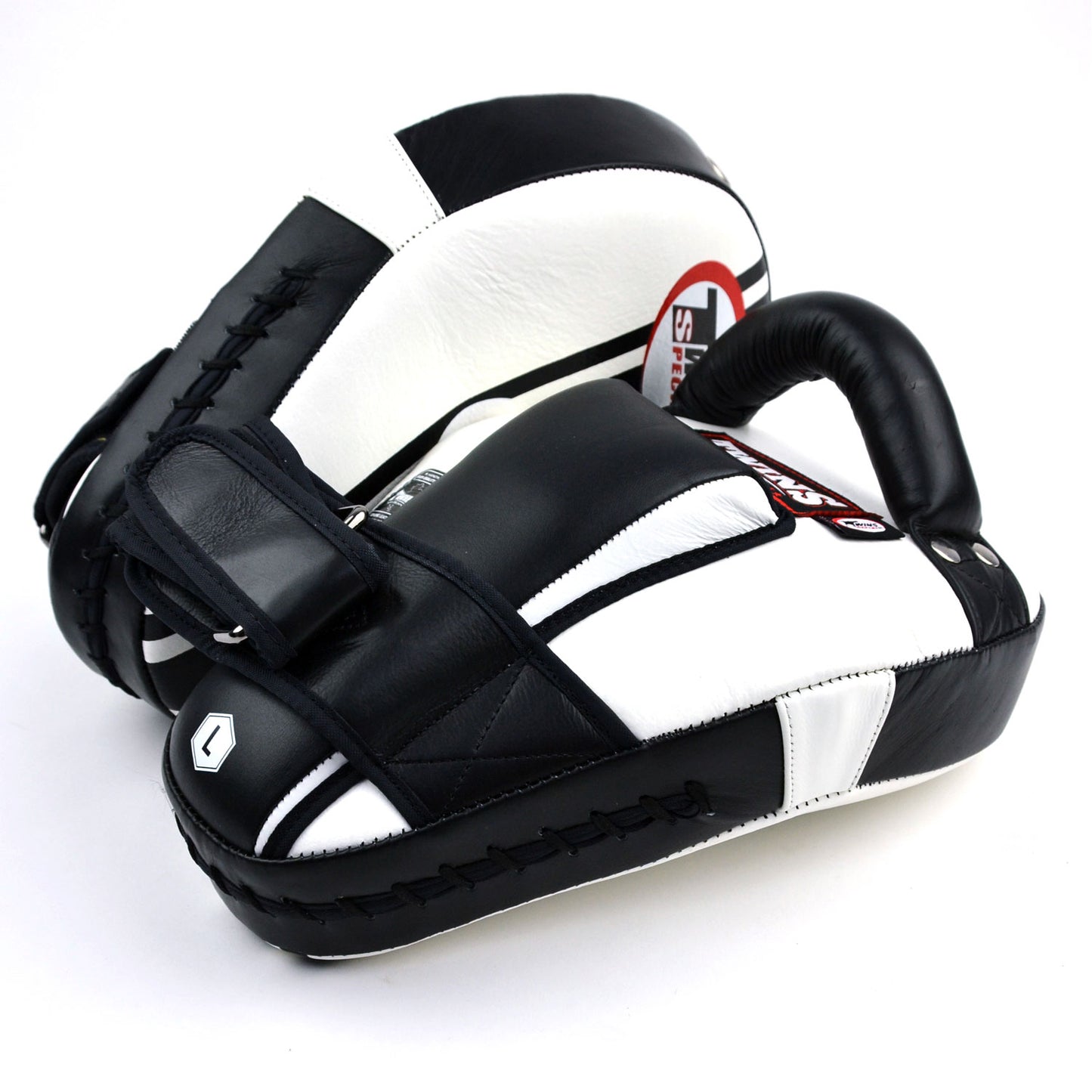 kpl11-twins-curved-leaf-shape-kick-pads-white-black-3