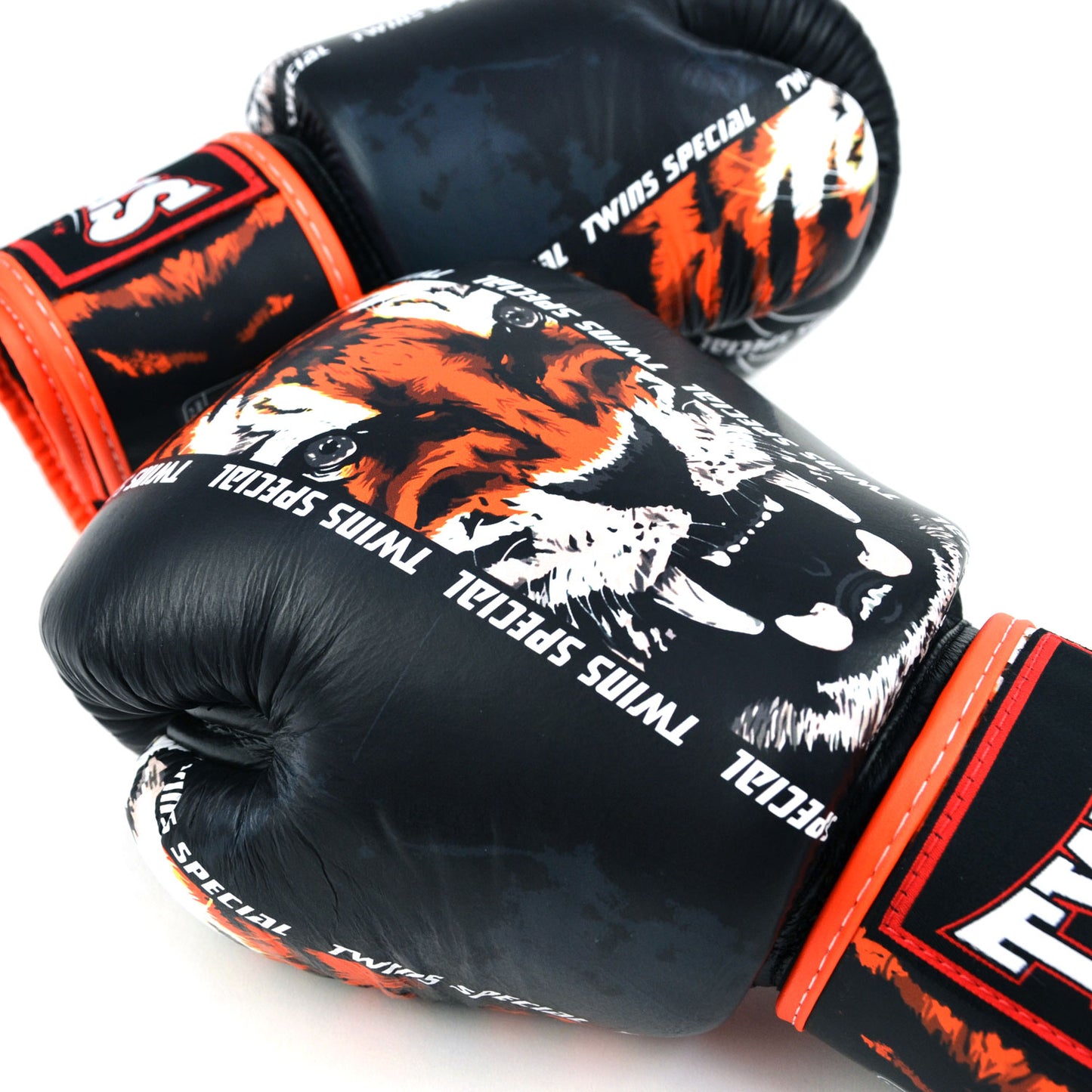 fbgvl3-60-twins-payak-boxing-gloves-black-2