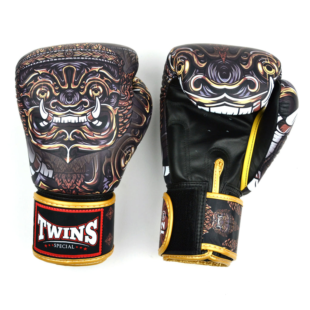 fbgvl4-63-twins-yakthai-boxing-gloves-black-gold