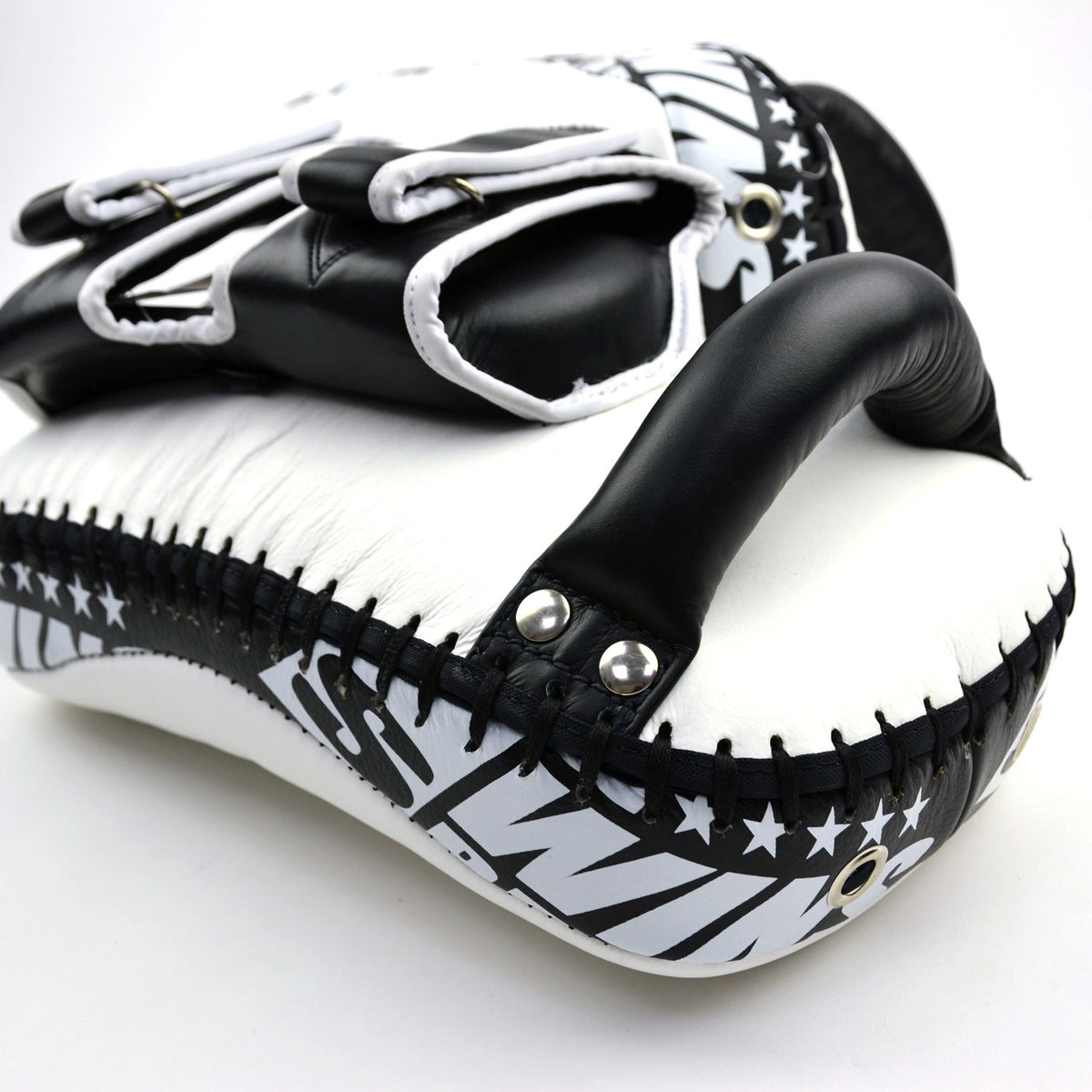 kpl12-twins-deluxe-curved-leather-kick-pads-white-black-4