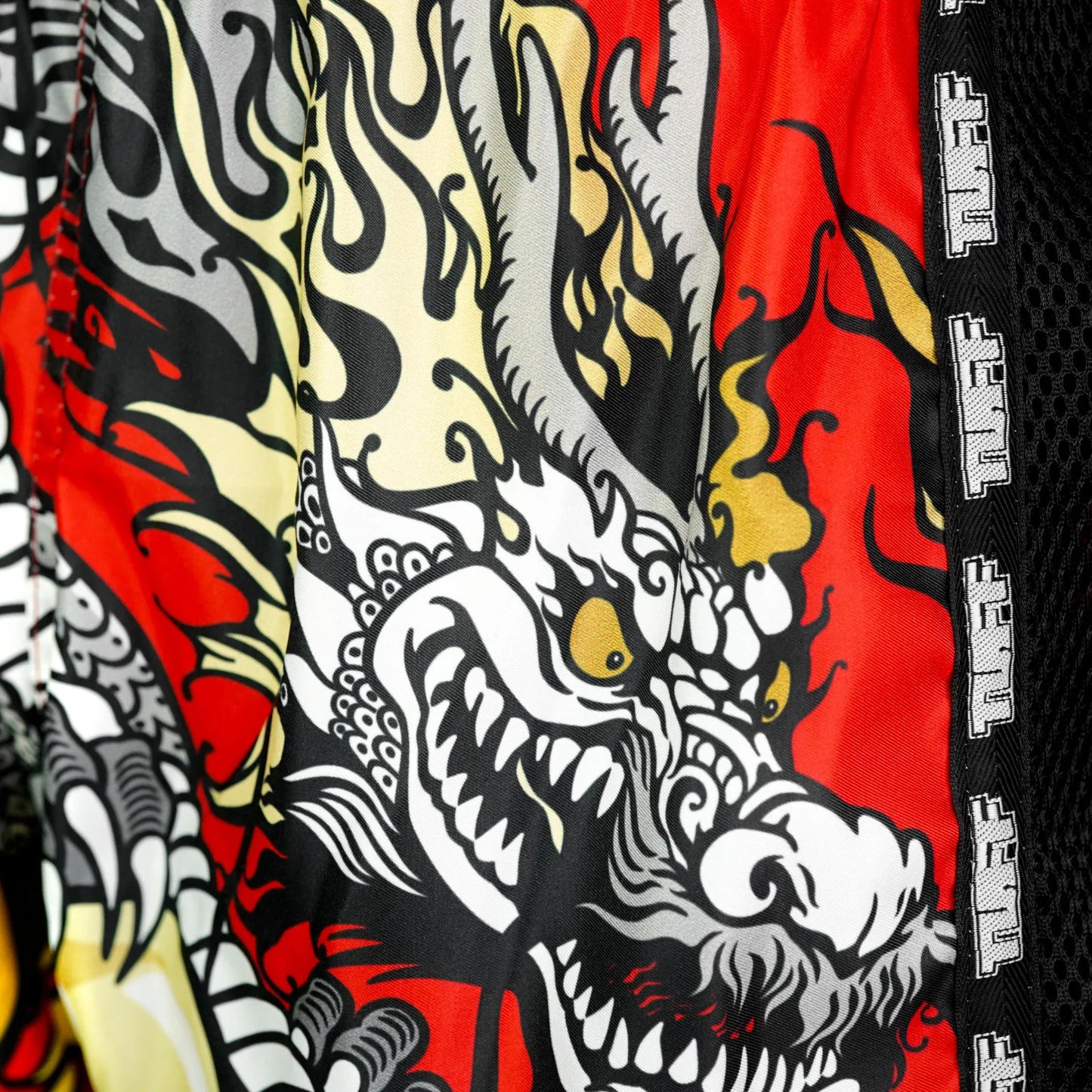 msc116-tuff-muaythai-shorts-retro-style-red-chinese-dragon-5