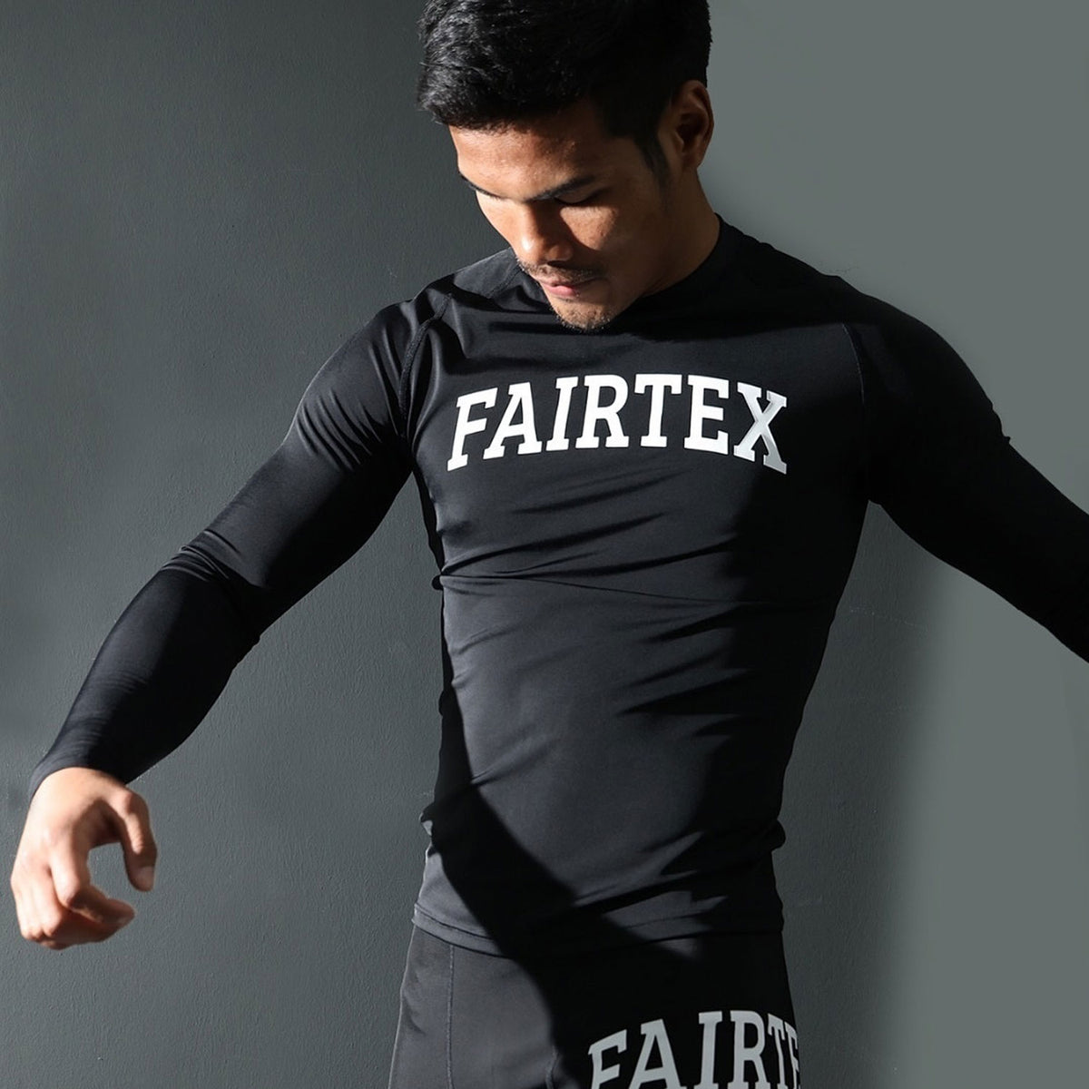 rg9-fairtex-long-sleeve-rash-guard-3